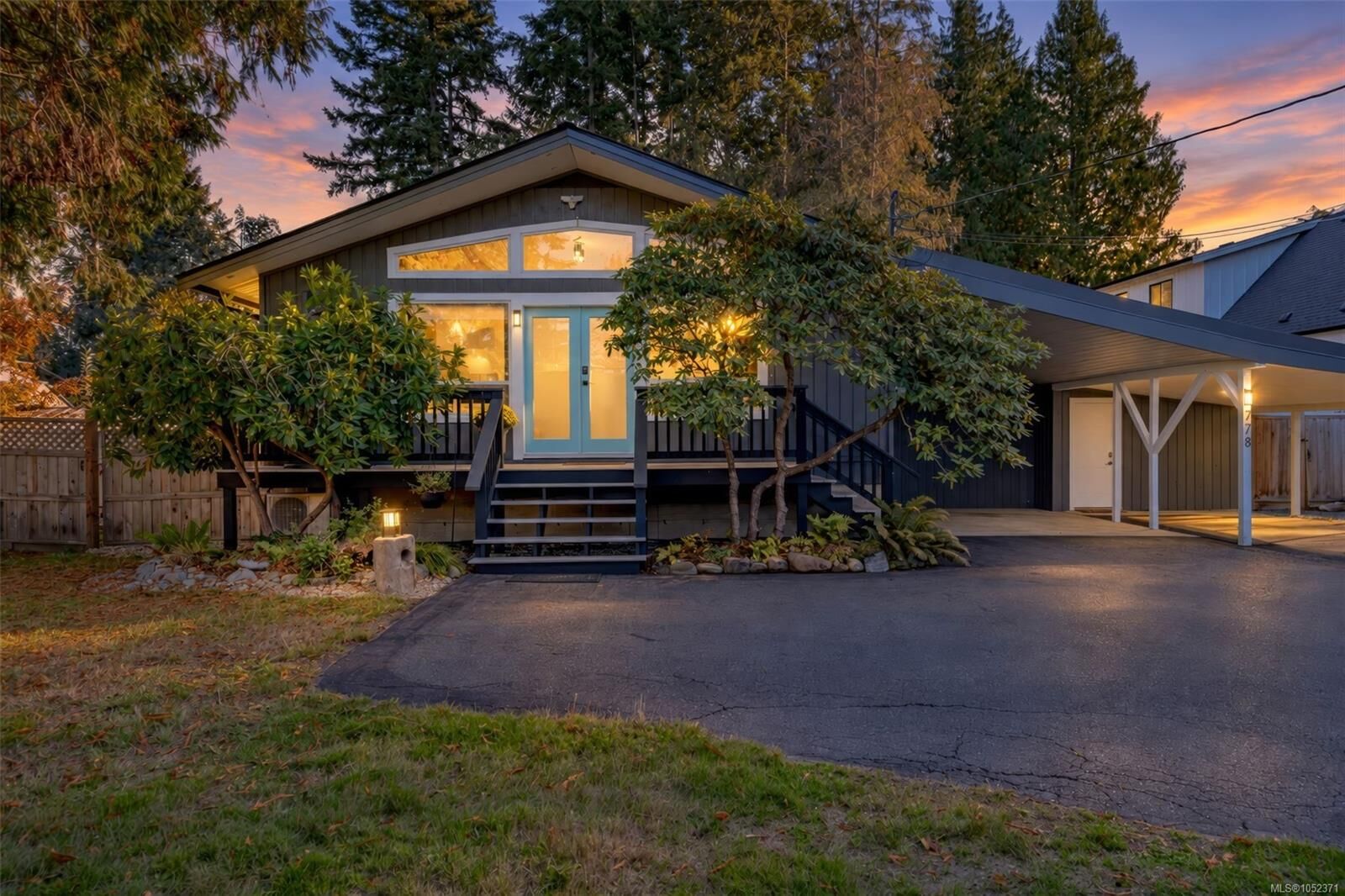 Property Photo:  778 Shorewood Dr  BC V9P 1S1 