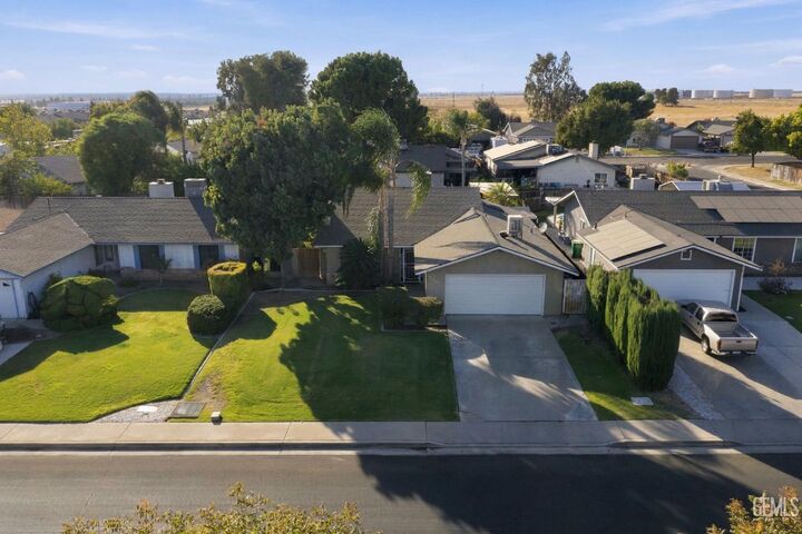 Property Photo: 3913 Rio Del Norte Street CA 93308