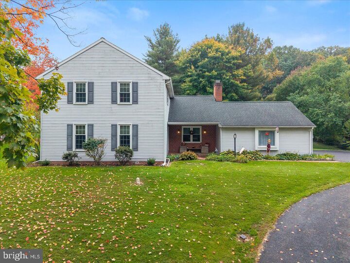 Property Photo: 2618 Chestnut Valley Drive PA 17601
