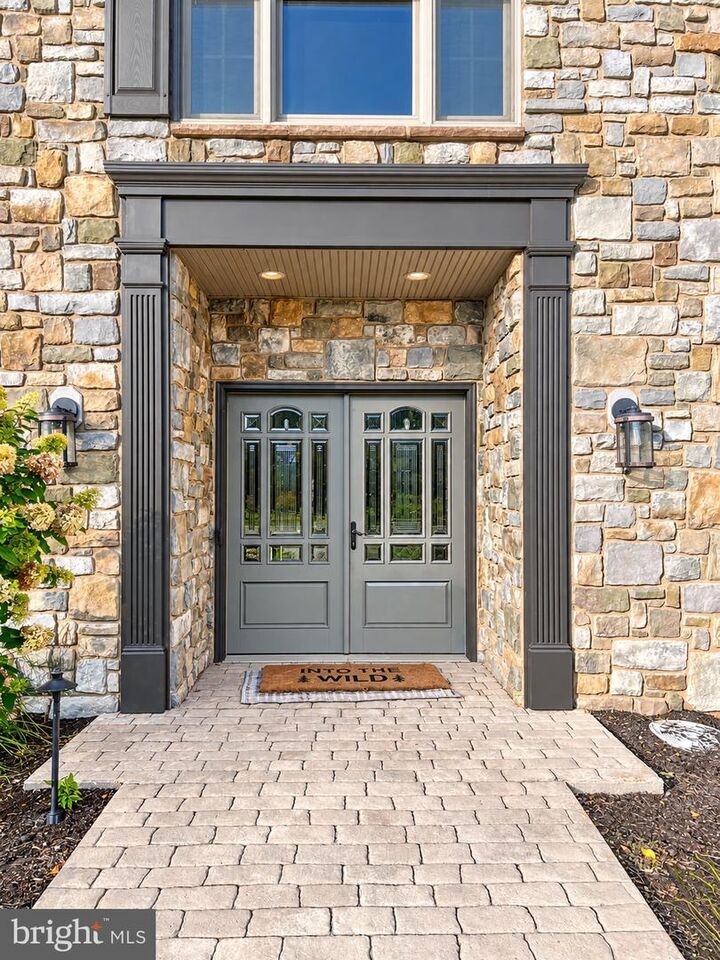 Property Photo: 4 Alexandria Court PA 17050