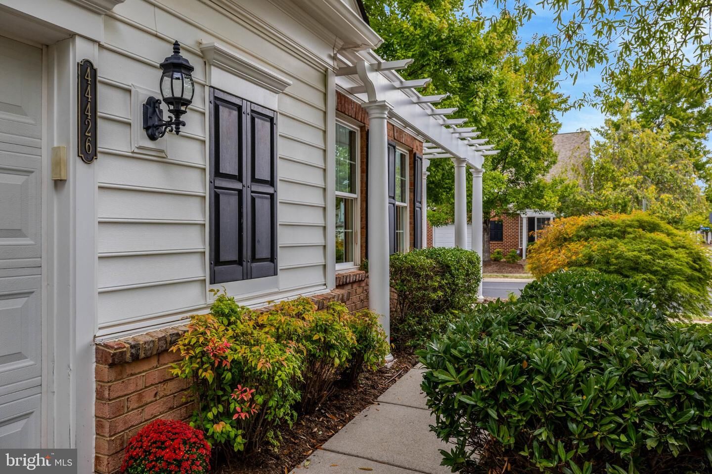 Property Photo:  44426 Sunset Maple Drive  VA 20147 
