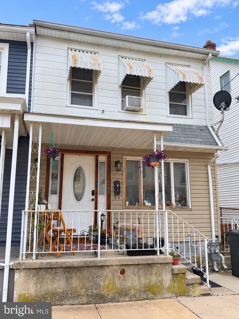 Property Photo:  260 S 5th Street  PA 17042 