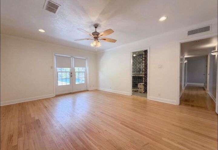 Property Photo:  106 Other  TX 78213 
