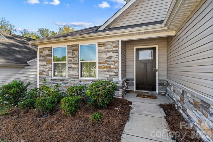 Property Photo:  4208 Jones Creek Lane 192  NC 28215 
