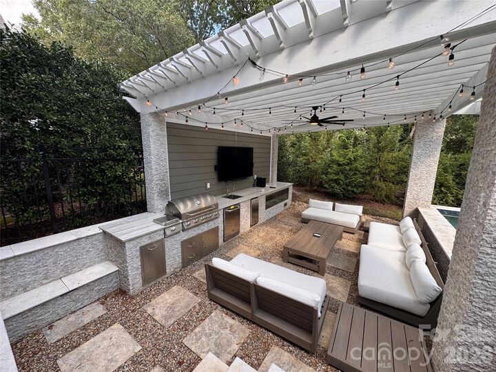Property Photo: 8916 Blakeney Drive NC 28277
