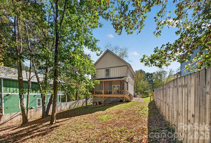 Property Photo:  98 Langwell Avenue  NC 28806 