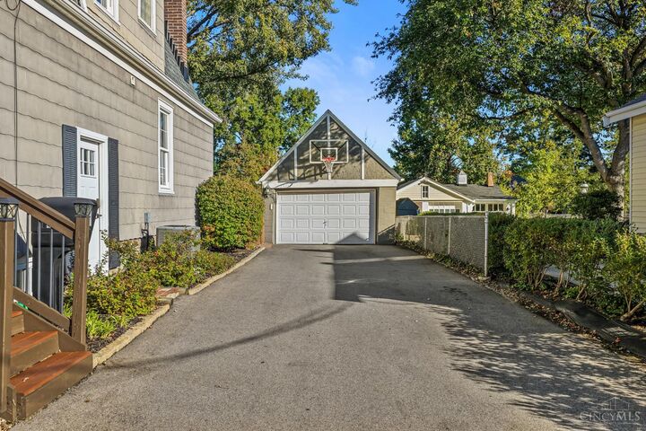 Property Photo:  4324 Orchard Lane  OH 45236 