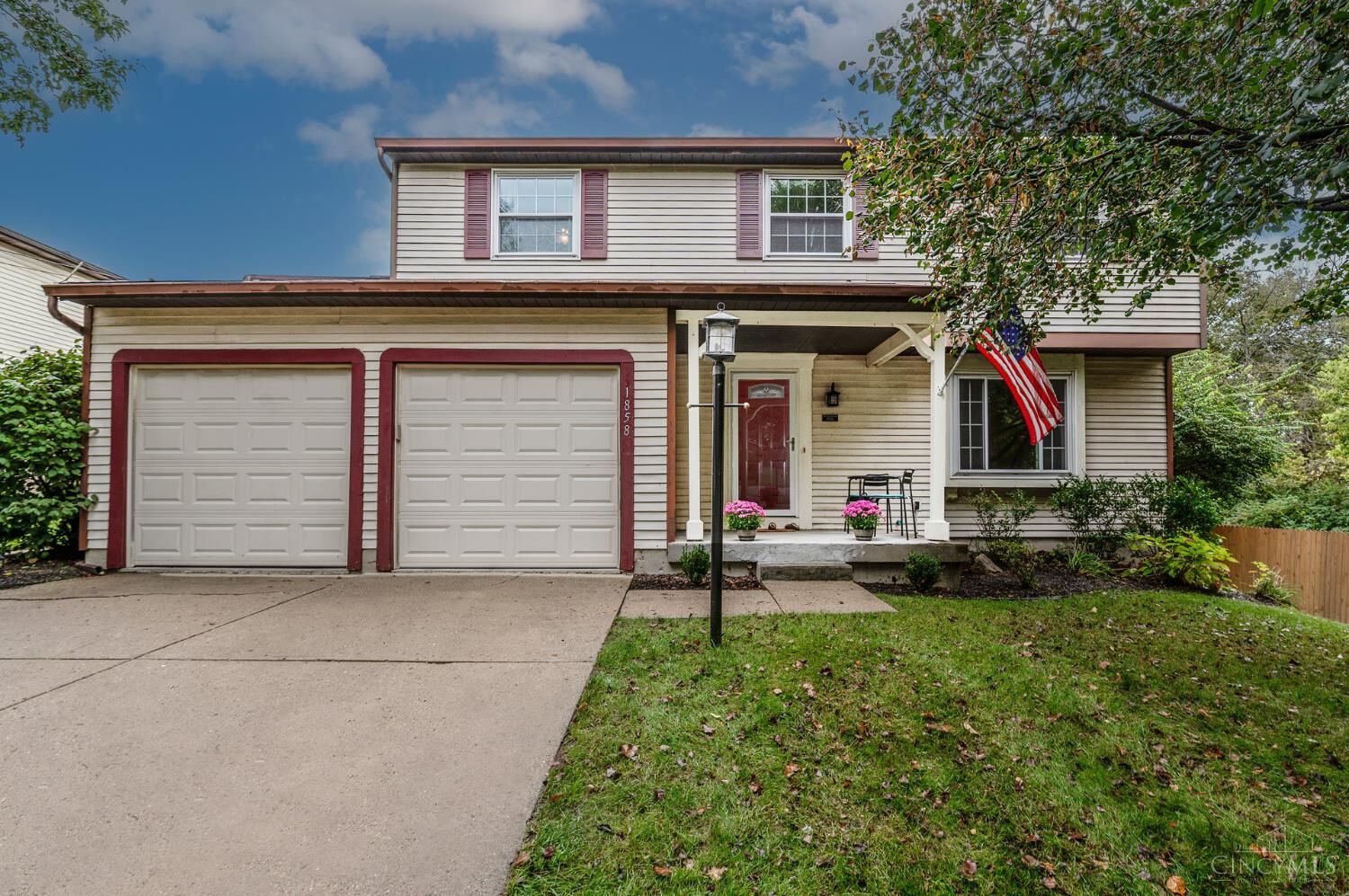 Property Photo:  1858 Leway Drive  OH 45014 
