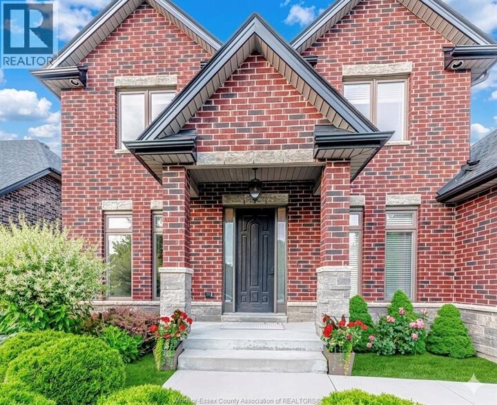 Property Photo:  4146 Daytona Avenue  ON N9H 0G8 