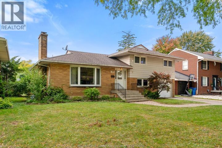 Property Photo:  2759 Rockwell Boulevard  ON N9E 2A2 
