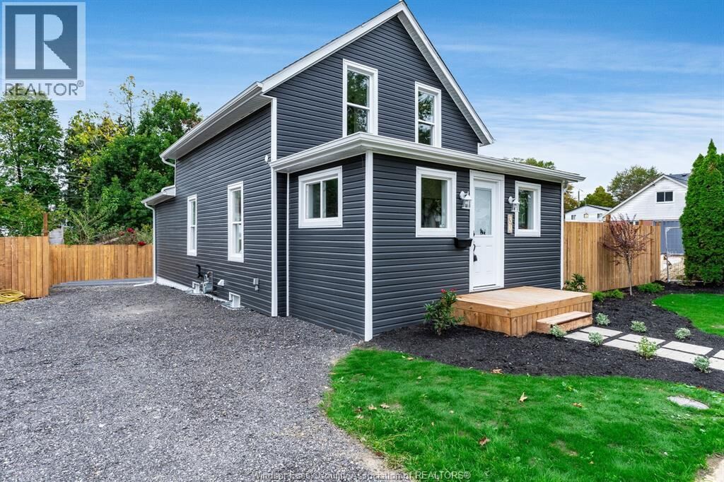 Property Photo:  30 Askew Street  ON N8H 1X7 