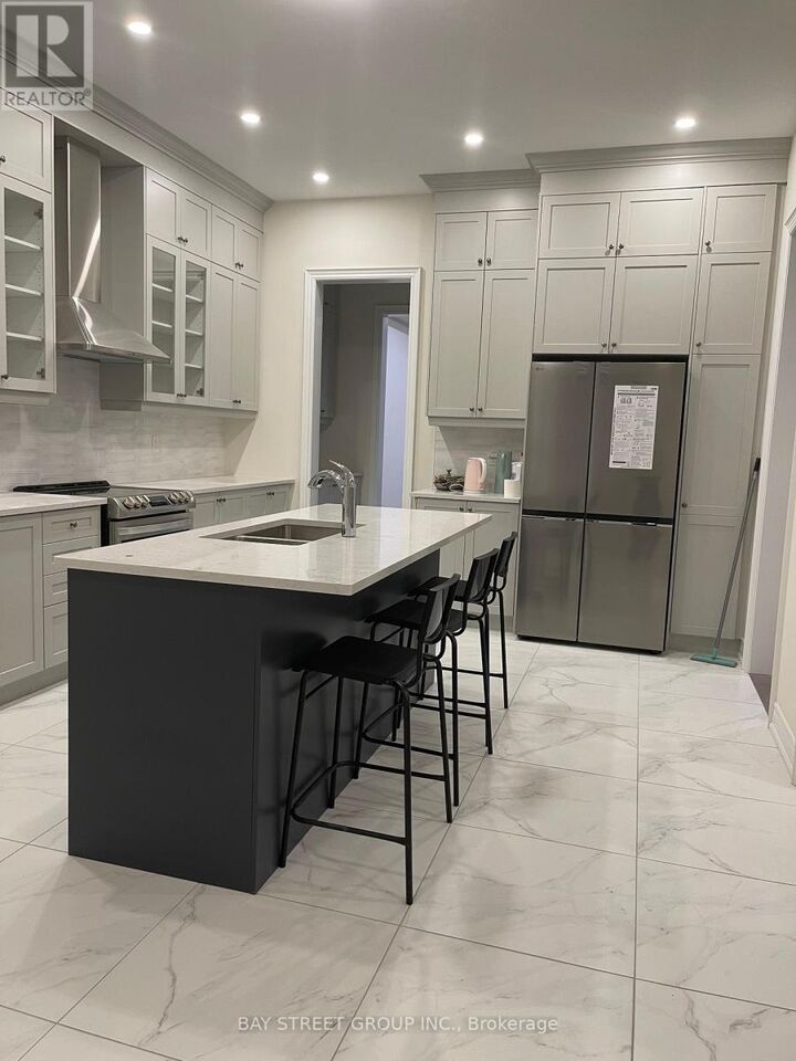 Property Photo: 56 Bud Leggett Cres Crescent Room ON L4P 0B7