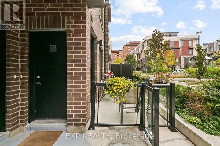 Property Photo:  3409 Ridgeway Drive 23  ON L5L 0B9 