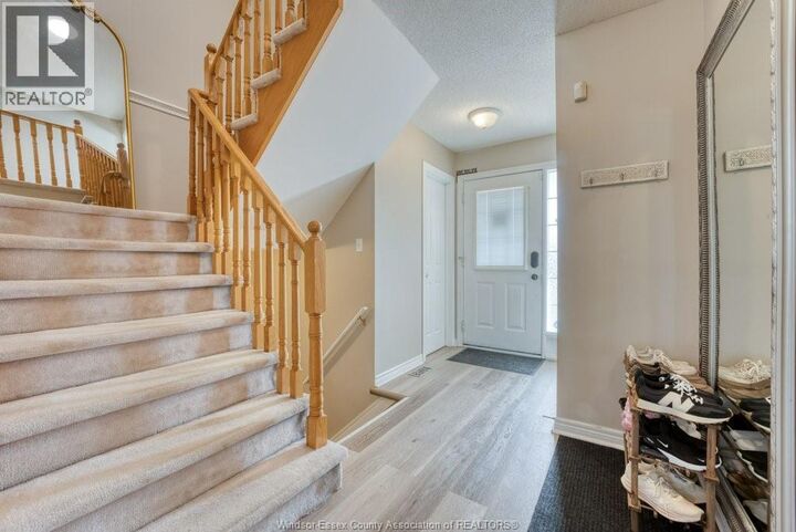 Property Photo: 1589 Heatherglen Drive ON N8N 5B5