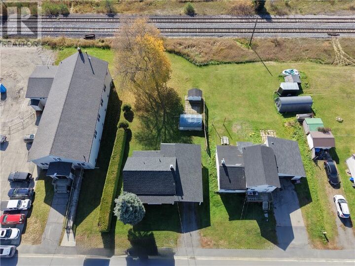 Property Photo:  42 Rutland Avenue  ON P0H 2N0 