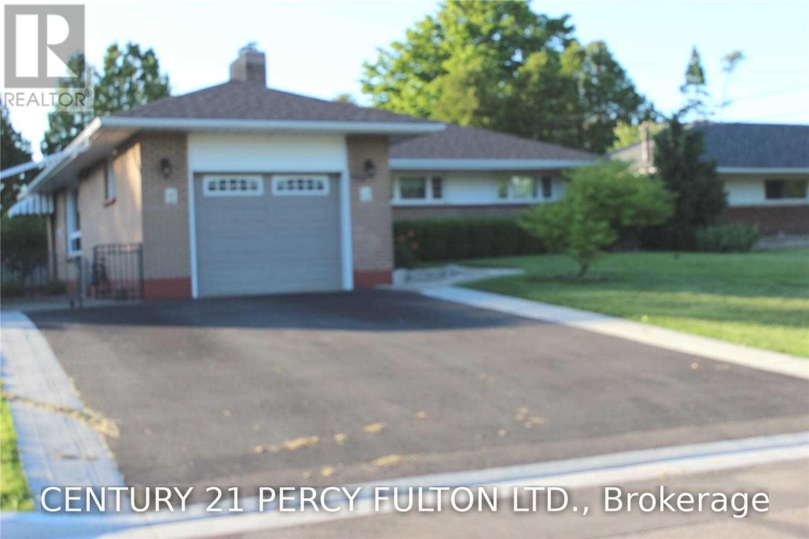 Property Photo: 460 Bader Avenue ON L1J 3E8
