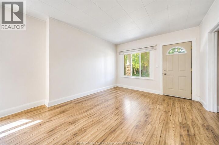 Property Photo: 1560 Lillian Avenue ON N8X 4A8