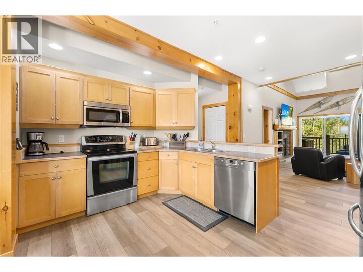 Property Photo:  300 Stemwinder Drive 311  BC V1A 0C1 
