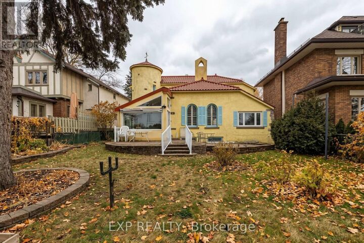 Property Photo:  16 Lakeview Terrace  ON K1S 3H4 