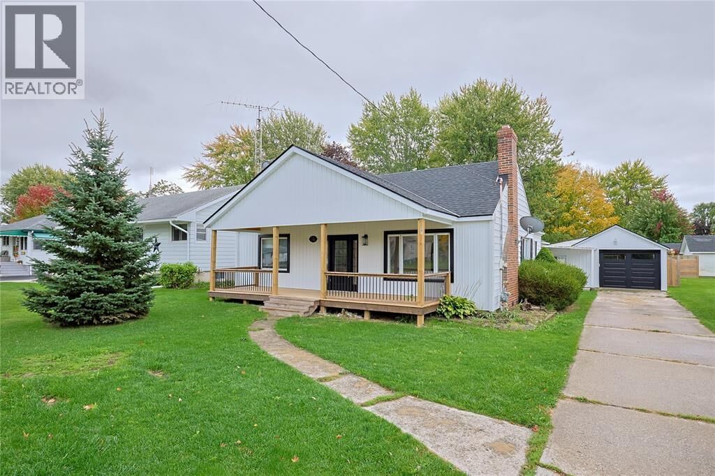 Property Photo:  281 Hill Street  ON N0N 1G0 