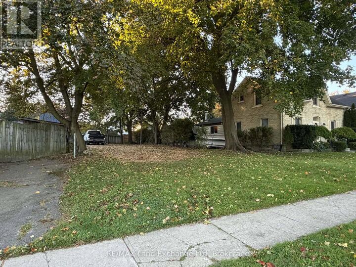 Property Photo:  321 Nelson Street  ON N5A 2K7 