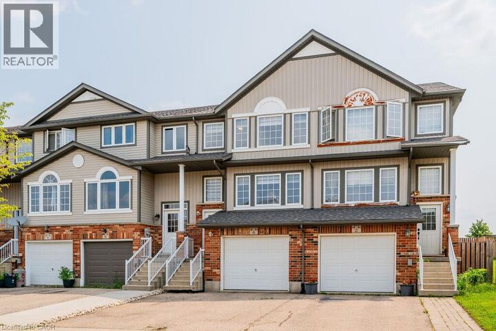 Property Photo:  4 Madeleine Street  ON N2R 1V5 
