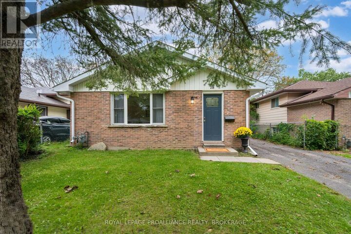Property Photo:  78 Guthrie Drive  ON K7K 5X5 