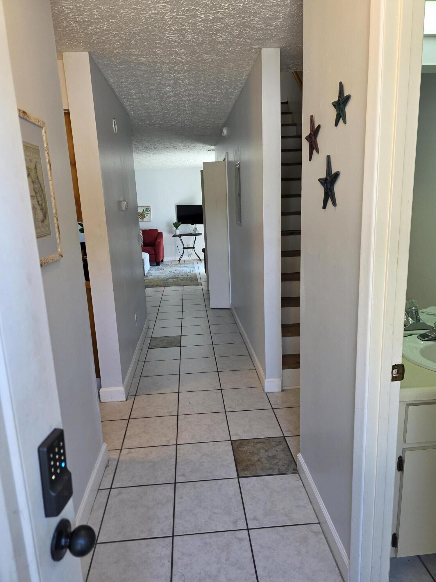 Property Photo:  7125 N Lagoon Drive Unit H  FL 32408 