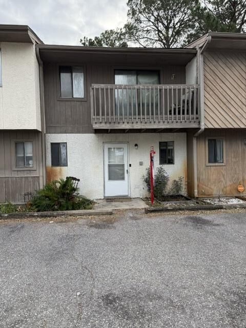 Property Photo:  206 SE 4th Street Unit A4  FL 32548 