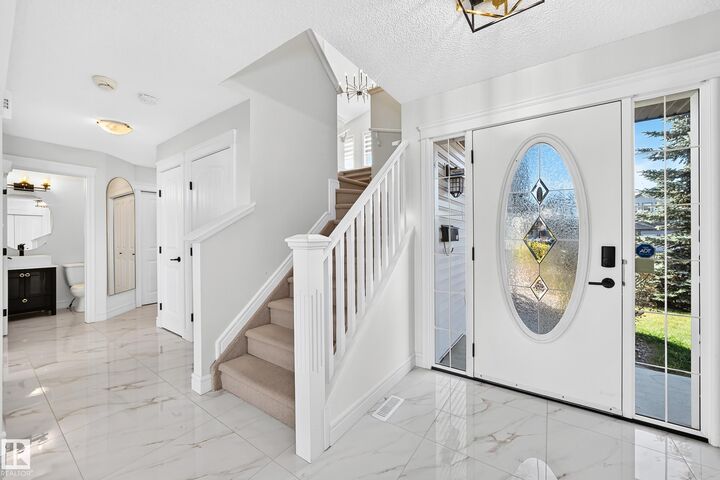 Property Photo:  8509 Sloane Crescent NW  AB T6R 0L1 