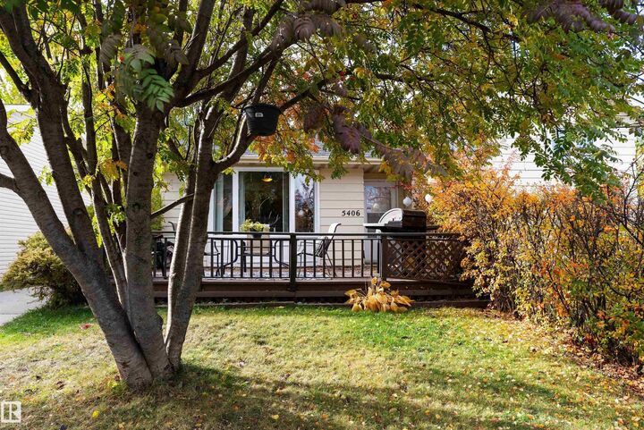 Property Photo:  5406 55 Street  AB T4X 1A4 