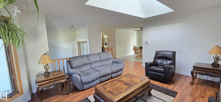 Property Photo:  5227 54 Avenue  AB T0B 3H0 