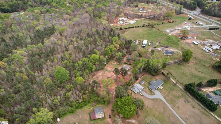Property Photo:  135 Weathers Road  SC 29372 