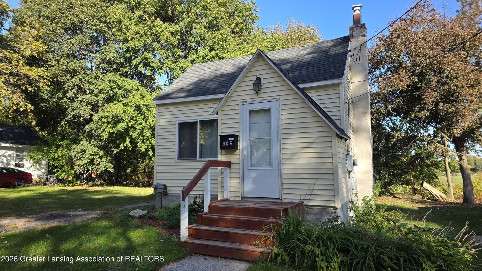 Property Photo: 722 Maryland Avenue MI 48906