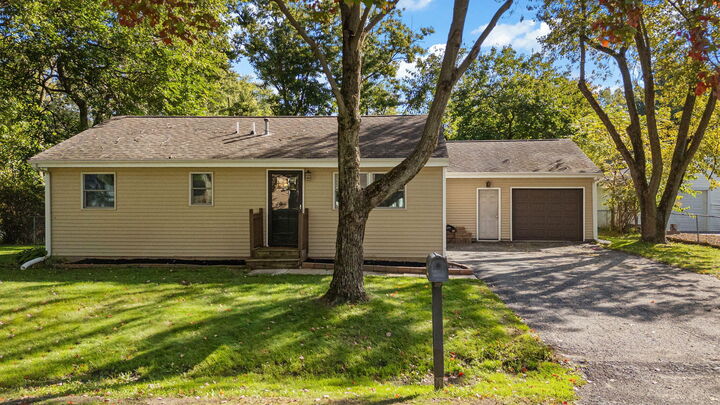 Property Photo:  5406 Smilax Lane  IN 46383 