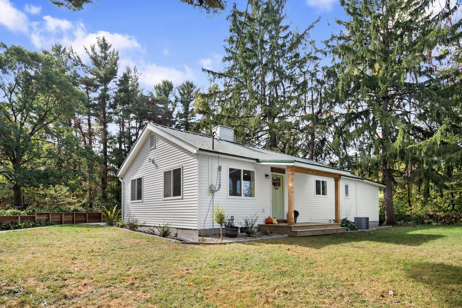 Property Photo:  10658 W 200  IN 46391 