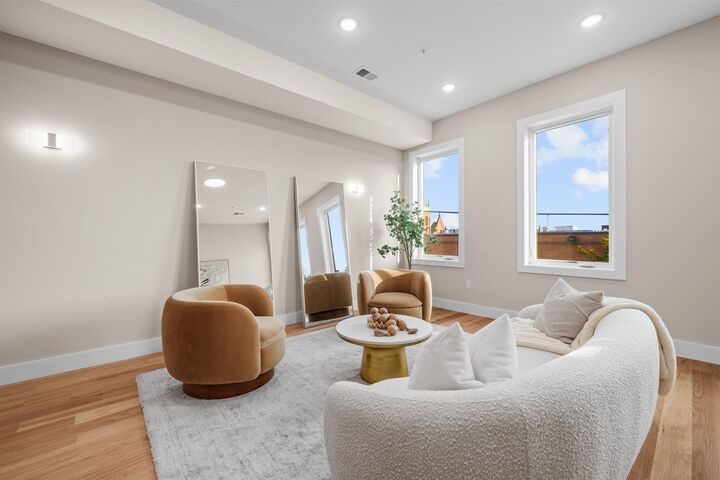 Property Photo: 94 South St 3 NJ 07307