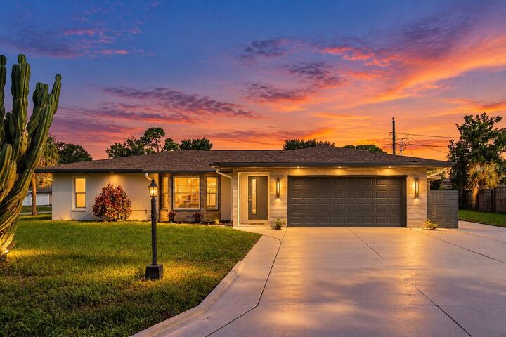 Property Photo:  616 Brown Road  FL 34293 