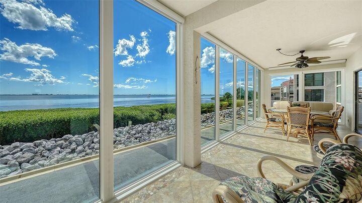 Property Photo:  4533 Bay Club Drive  FL 34210 