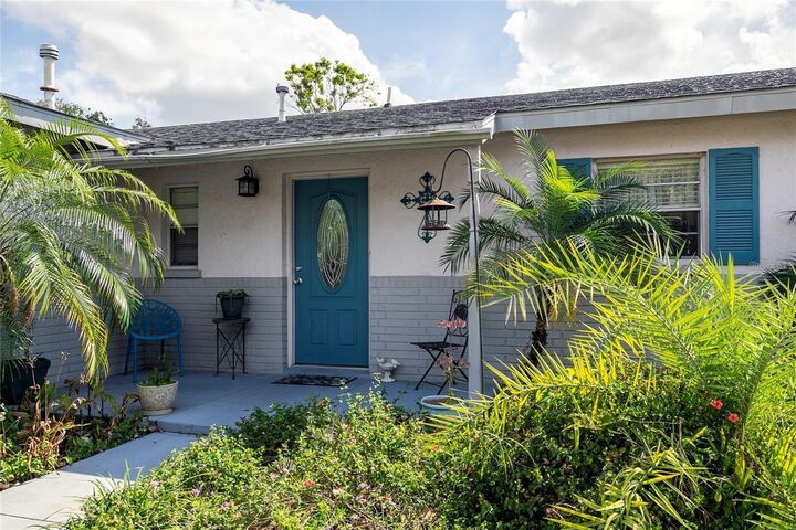 Property Photo: 1108 65th Avenue W FL 34207
