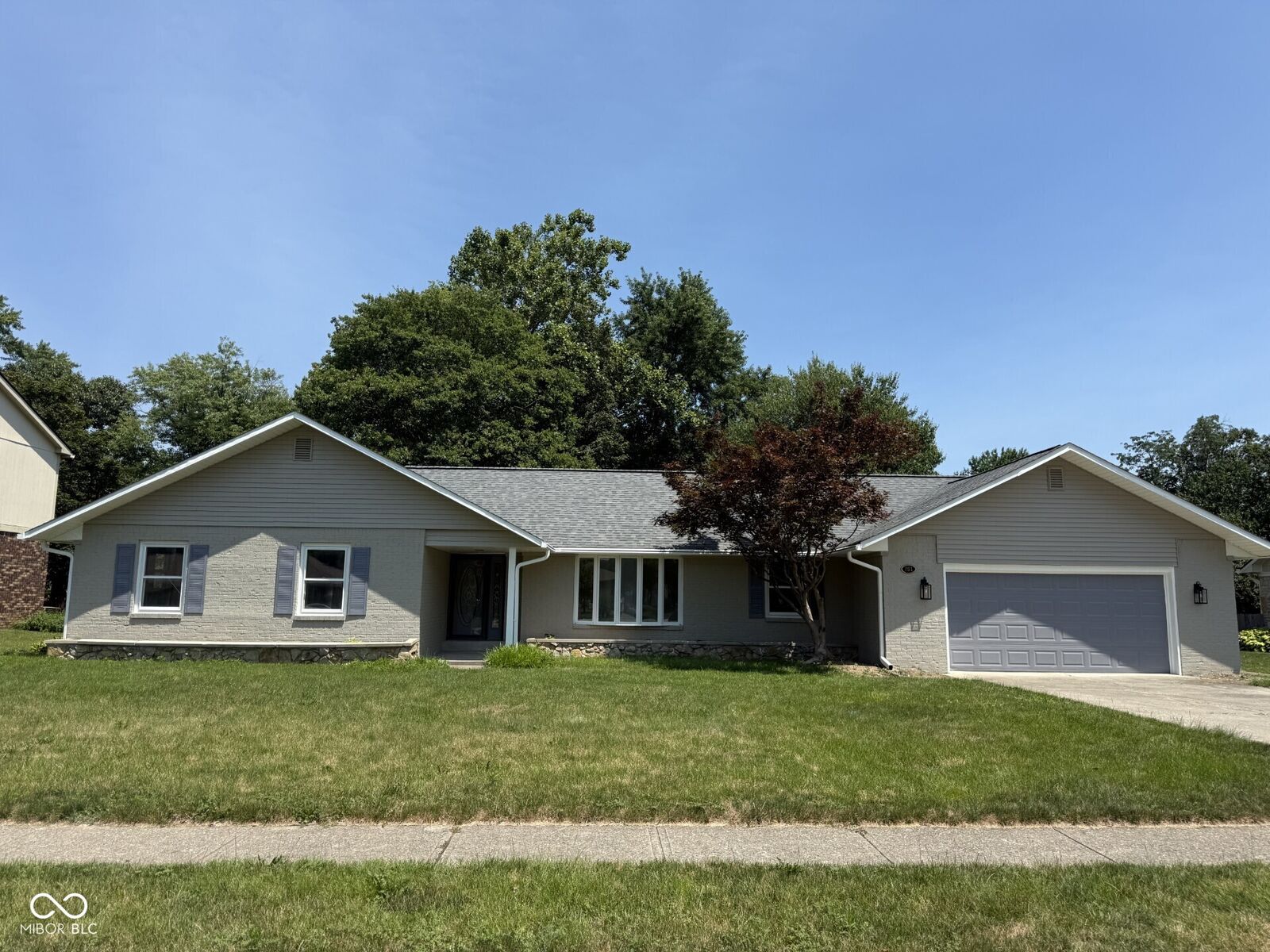 Property Photo:  751 Hawthorne Drive  IN 46033 