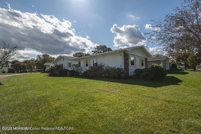 Property Photo:  15 Clay Circle  NJ 08724 