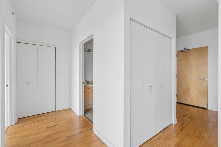 Property Photo:  900 Chicago Avenue 616  IL 60202 