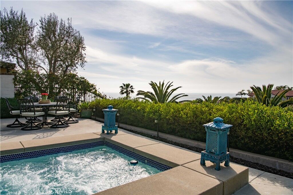 Property Photo: 6 Surfspray Bluff CA 92657