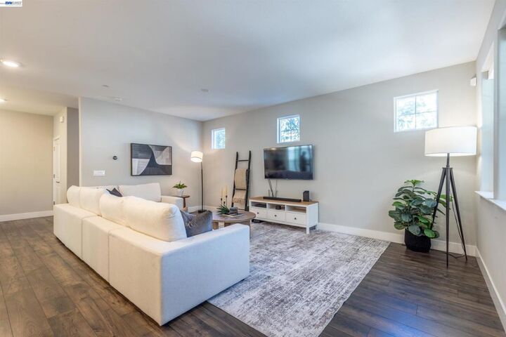 Property Photo:  601 Chives Way  CA 94595 