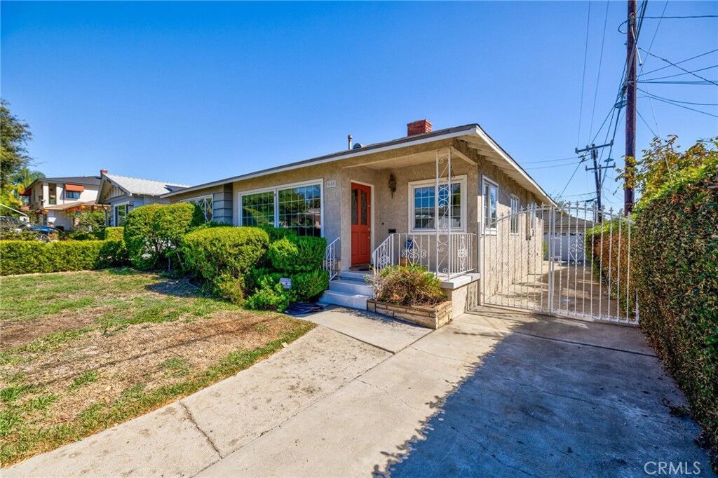 Property Photo:  608 N 7th  CA 90640 