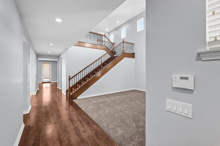 Property Photo: 27973 Breakwater Ct. CA 92585