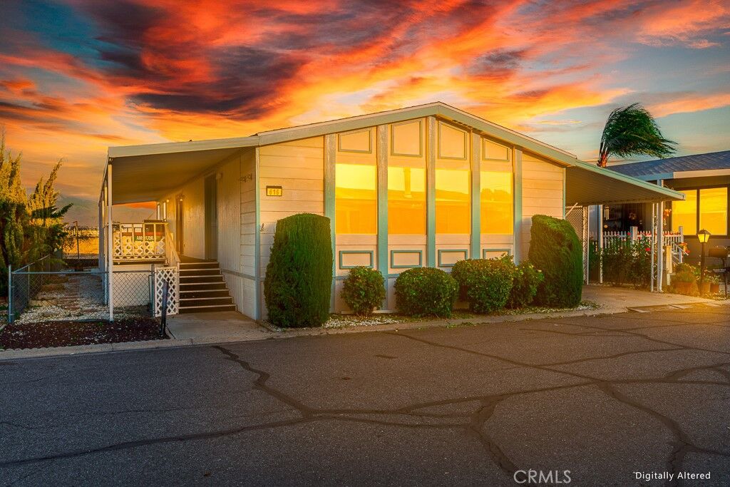 Property Photo:  5001 W Florida Avenue 616  CA 92545 