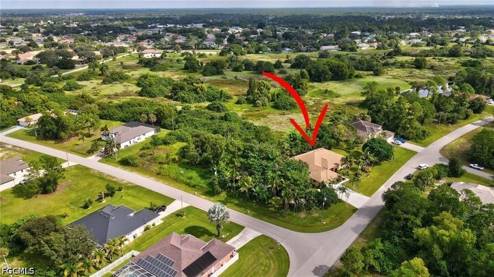 Property Photo:  619 Parkdale Boulevard  FL 33974 