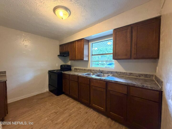 Property Photo: 744 Mackinaw Street FL 32254